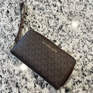 Michael Kors Jet Set Travel Wristlet
New with Tags